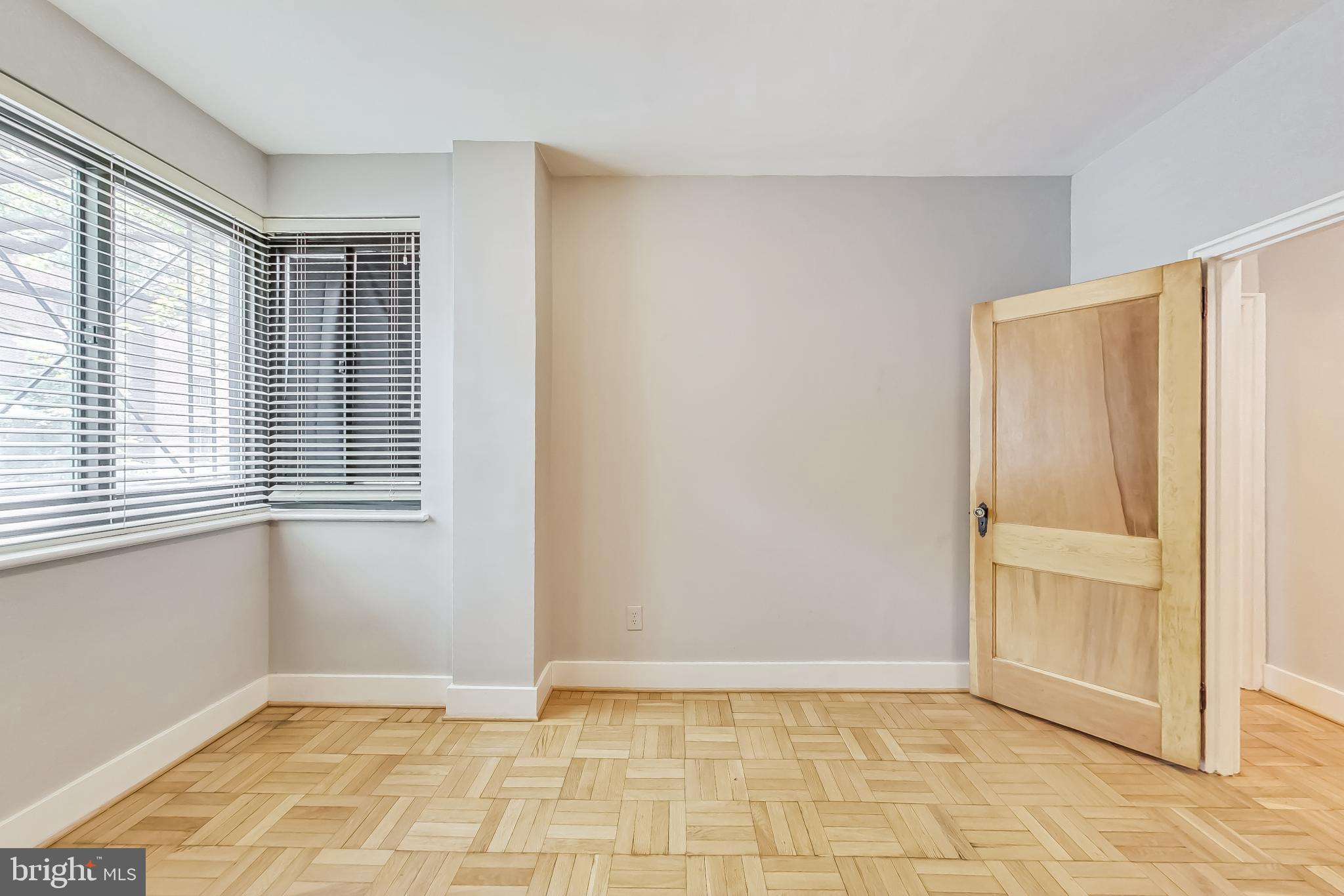 1010 25th Street Northwest, Unit 101 Washington, DC 20037 - Photo 14 of 18