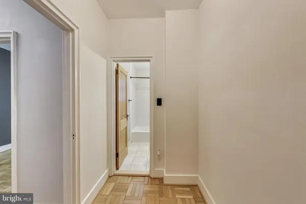 $2,600 | 1010 25th Street Northwest, Unit 101, Washington, DC 20037