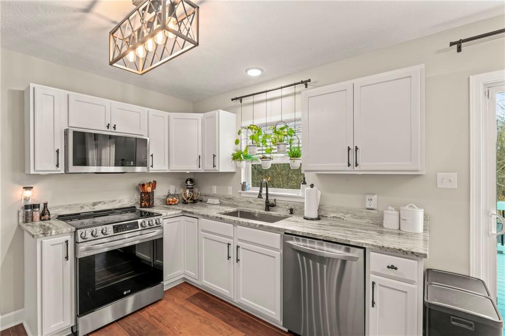 260 East Riverside Road East Millsboro, PA 15433 - Photo 27 of 40 High end appliances updated Spring 2024