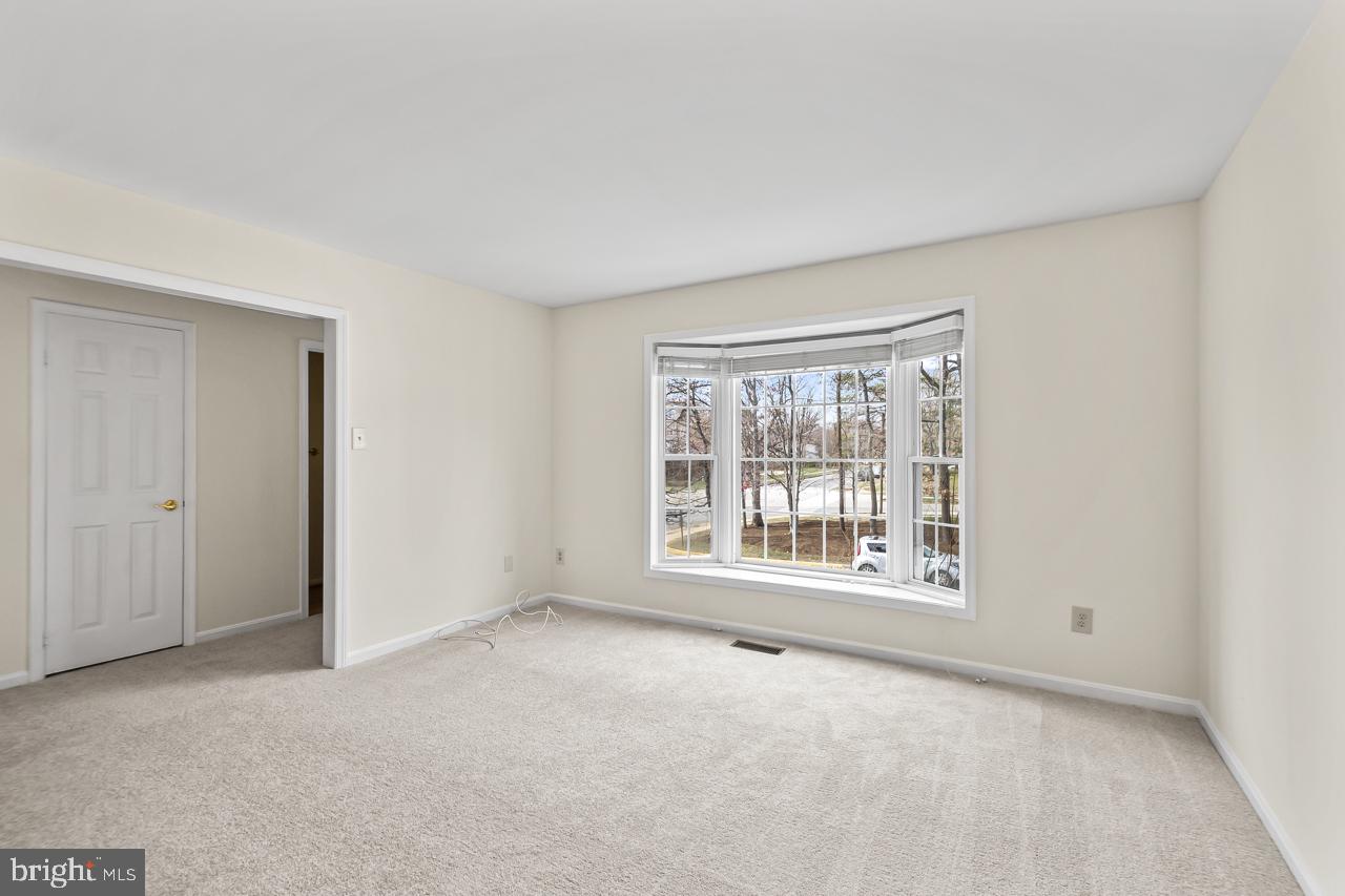 7937 Edinburgh Drive Springfield, VA 22153 - Photo 14 of 35