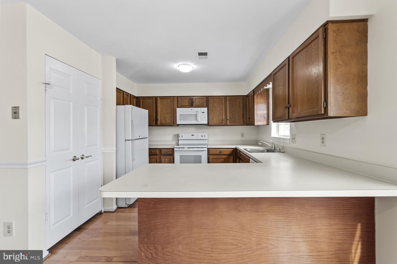 7937 Edinburgh Drive Springfield, VA 22153 - Photo 21 of 35