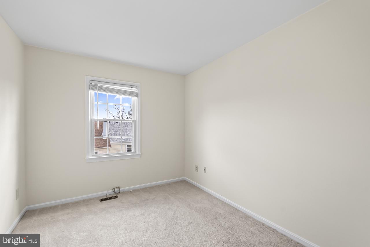 7937 Edinburgh Drive Springfield, VA 22153 - Photo 25 of 35