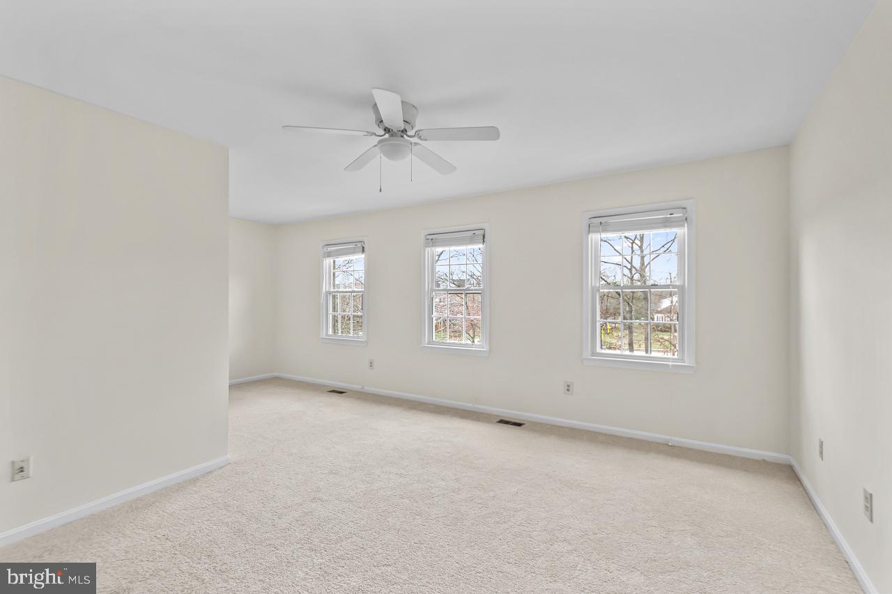 7937 Edinburgh Drive Springfield, VA 22153 - Photo 30 of 35