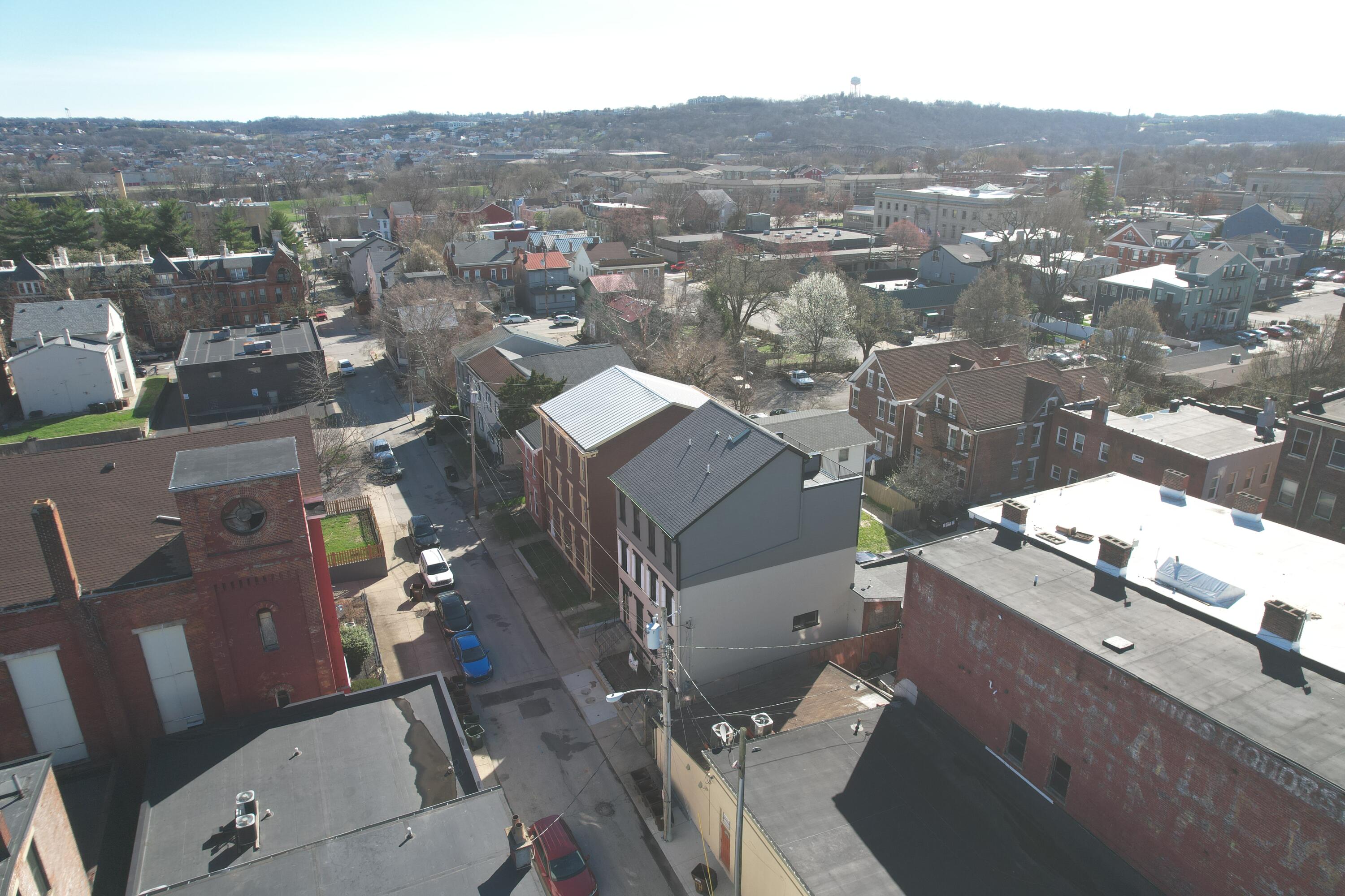 11 East 9th Street Covington, KY 41011 - Photo 39 of 44
