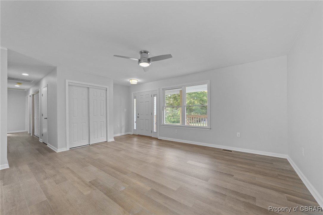 3816 Cappahosic Road Gloucester, VA 23061 - Photo 6 of 28 Living Room