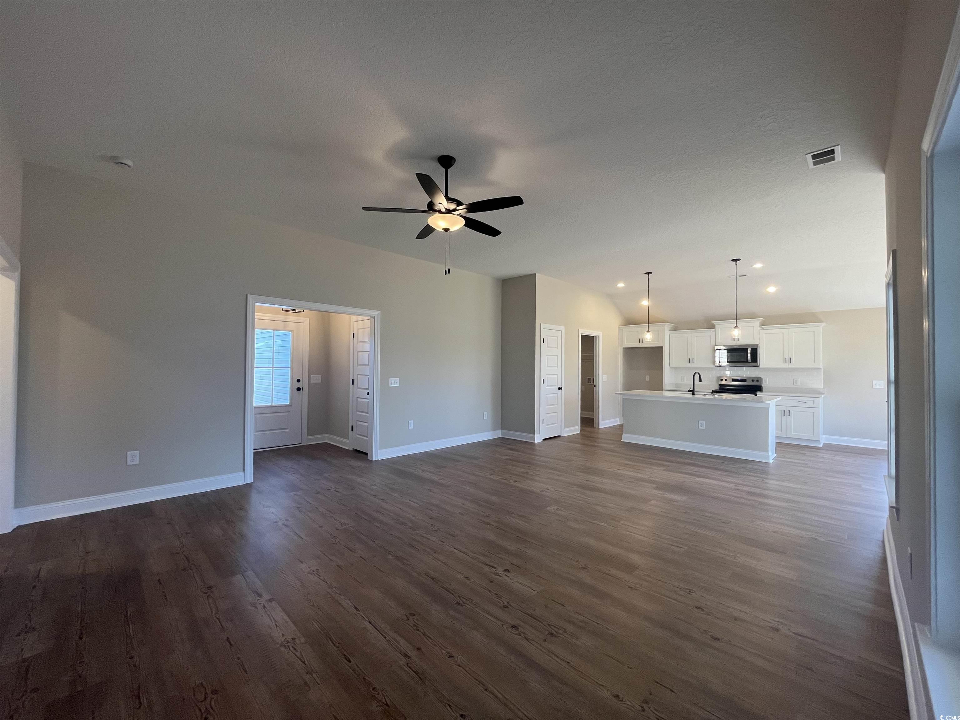 8205 Kerl Road Aynor, SC 29511 - Photo 4 of 24 Gallery Image 4