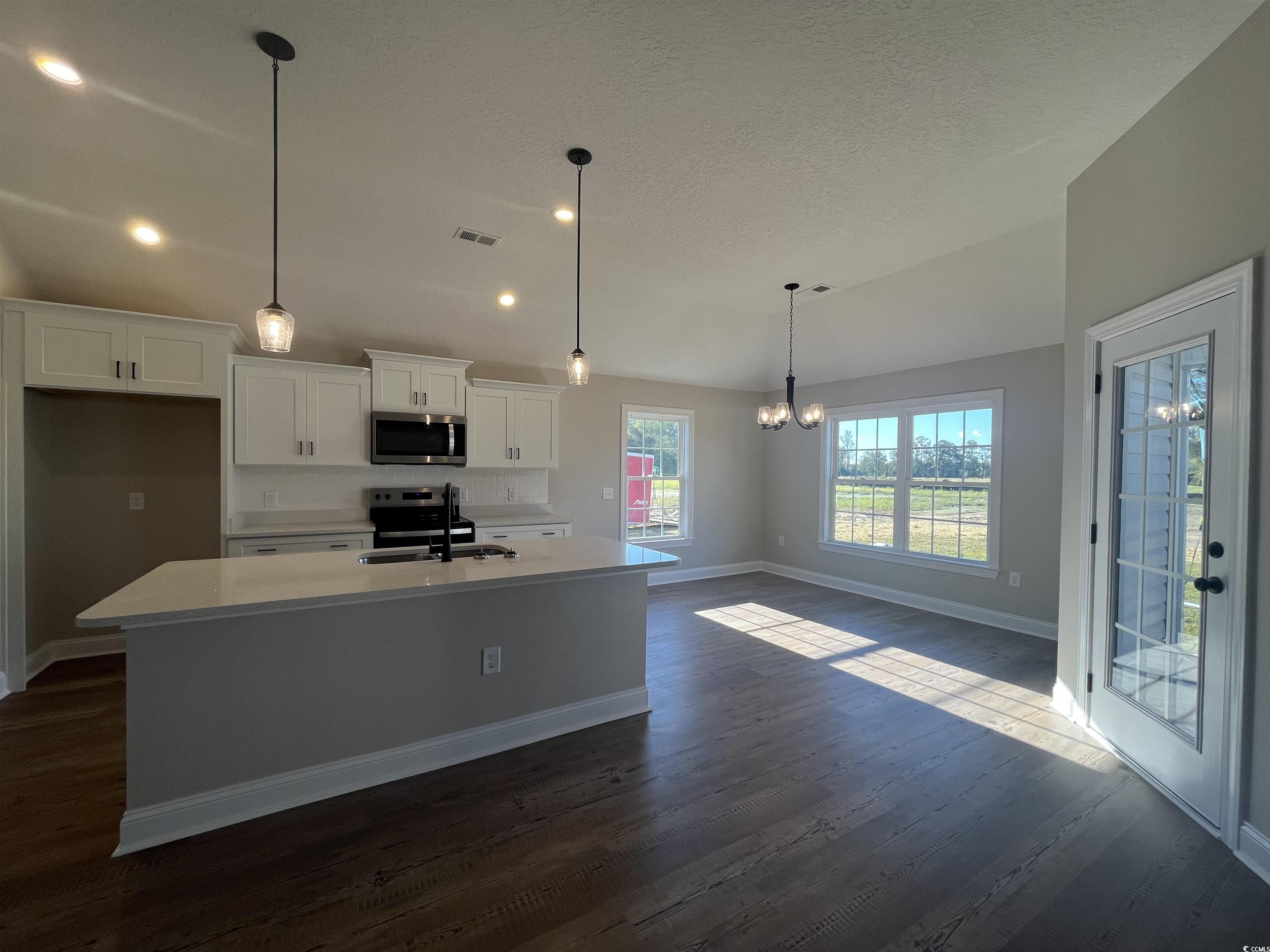 8205 Kerl Road Aynor, SC 29511 - Photo 7 of 24 Gallery Image 7