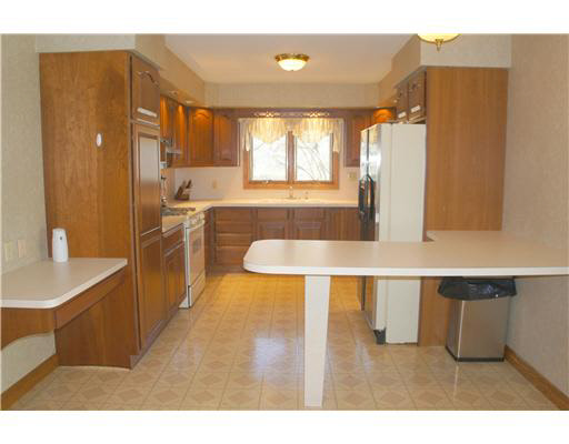 2821 Edison Road South Bend, IN 46615 - Photo 6 of 24 Gallery Image 6