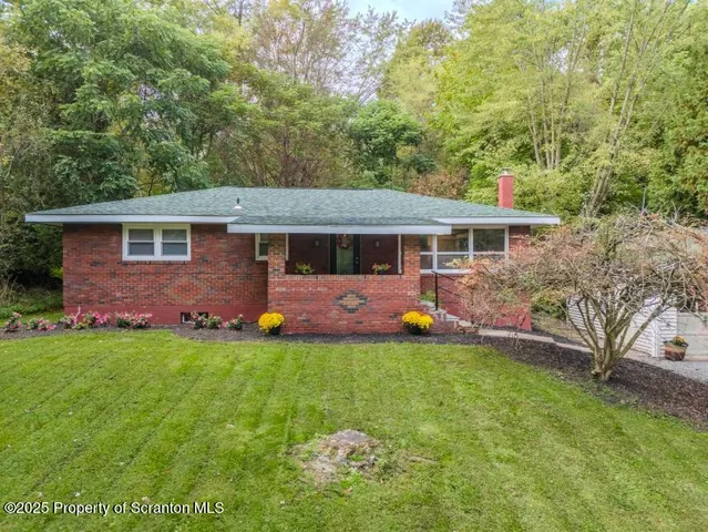 $334,900 | 325 College Avenue, Factoryville, PA 18419