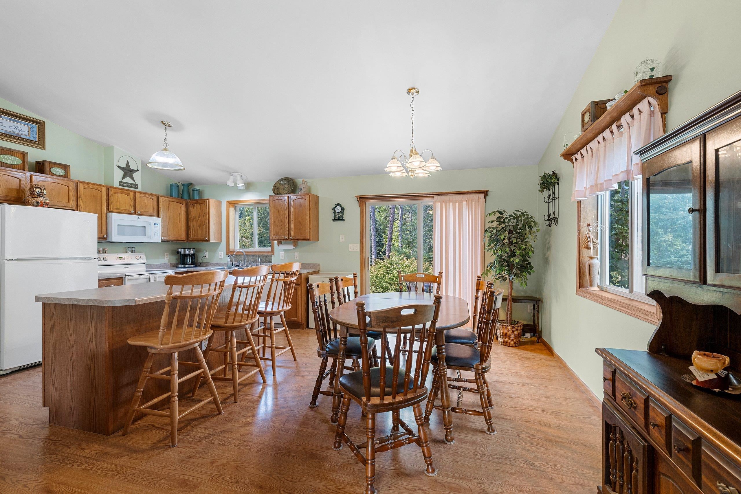 5808 Lade Beach Road Little Suamico, WI 54141 - Photo 17 of 50 Gallery Image 17