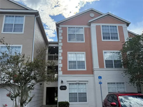 $1,399 | 12861 Madison Pointe Circle, Unit 106, Orlando, FL 32821