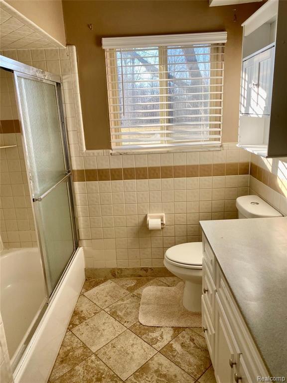 51811 Card Road Macomb, MI 48042 - Photo 13 of 25