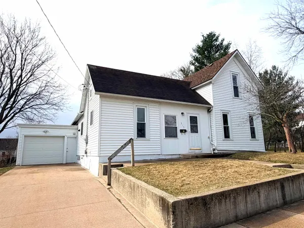 $250,000 | 315 East Lacrosse Street, Tomah, WI 54660