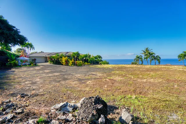 a view of an outdoor space and a yard
