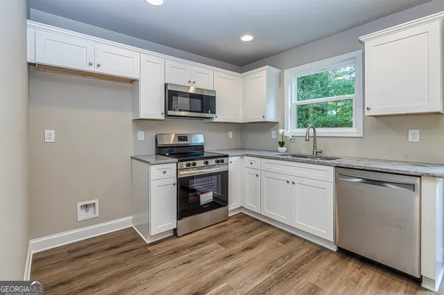 $329,900 | 407 Barnetts Bridge Road, Jackson, GA 30233