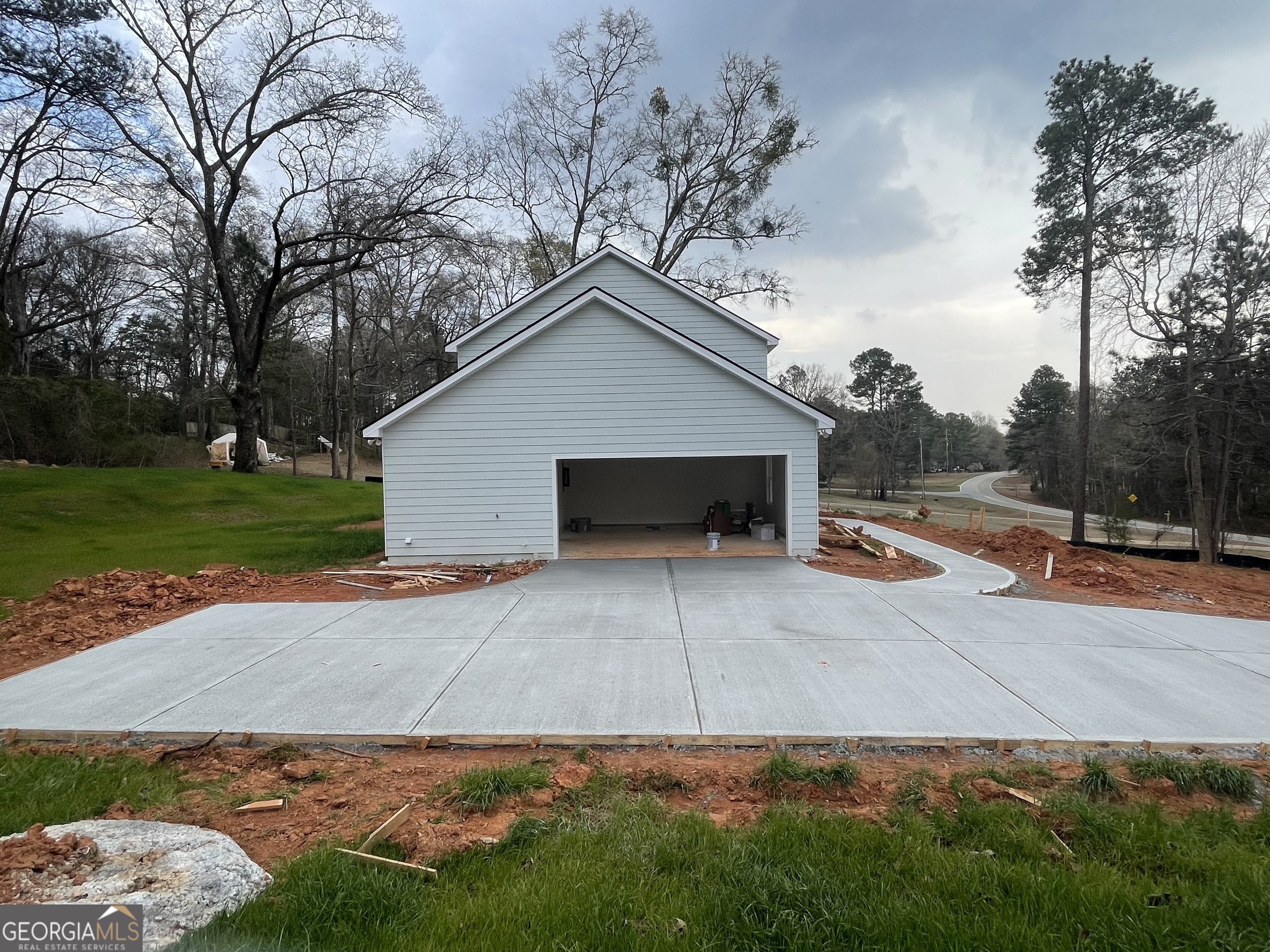 407 Barnetts Bridge Road Jackson, GA 30233 - Photo 6 of 62