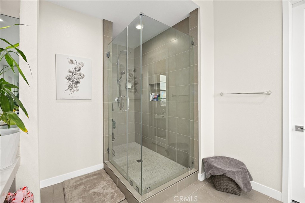 478 Sycamore Montebello, CA 90640 - Photo 31 of 67 a bathroom with a shower