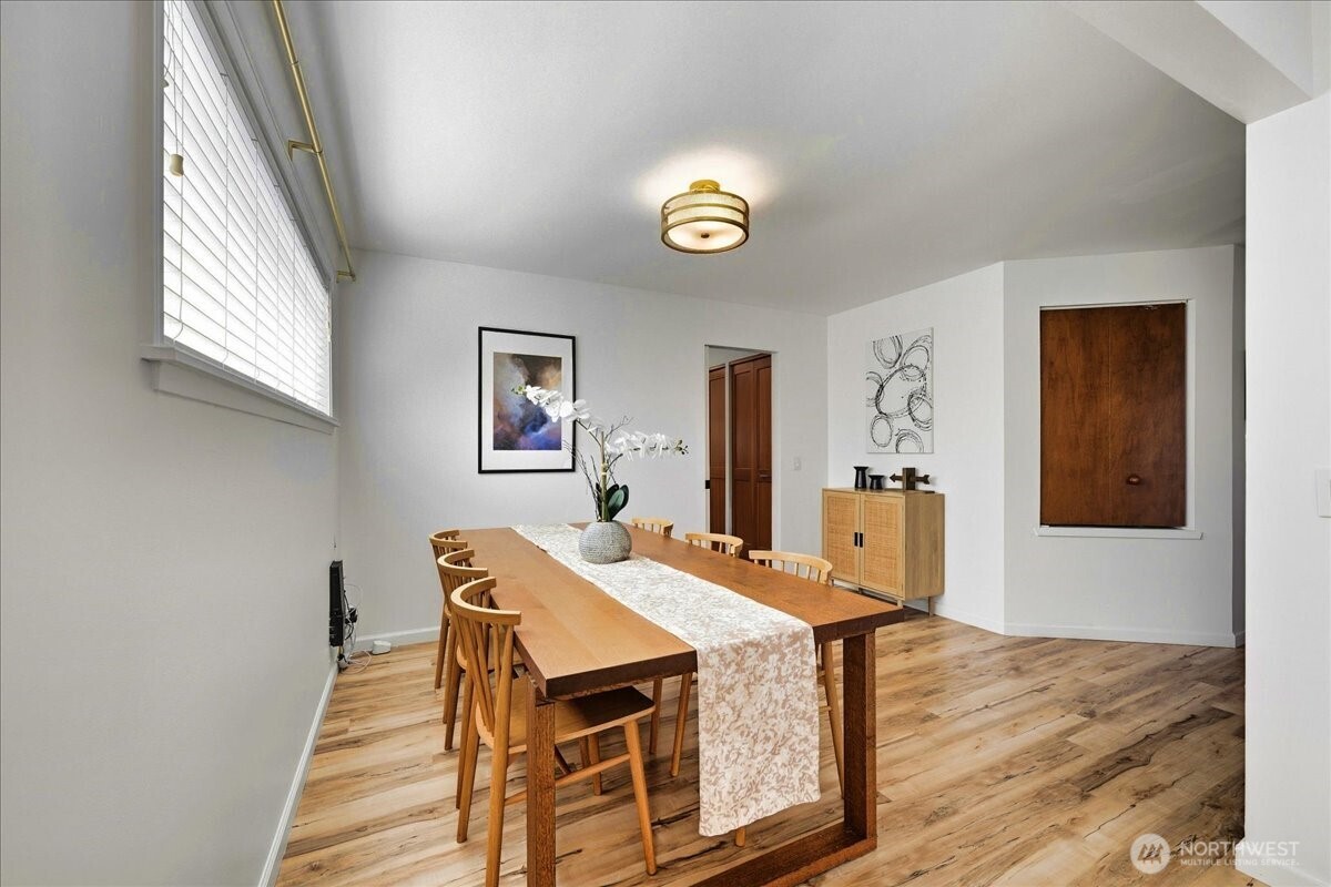 8629 36th Avenue Southwest Seattle, WA 98126 - Photo 12 of 38 Gallery Image 12