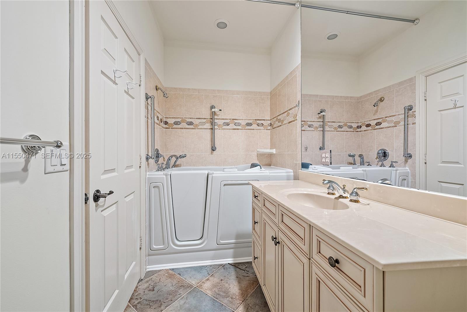 133 Mystic Lane Jupiter, FL 33458 - Photo 41 of 56 Primary Bathroom