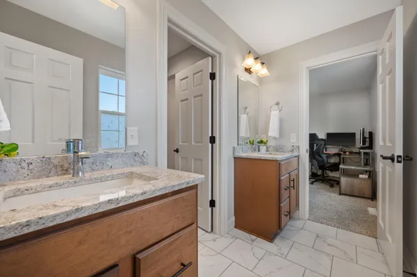 $699,900 | W153-n4899 Orchid Circle, Menomonee Falls, WI 53051