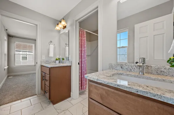 $699,900 | W153-n4899 Orchid Circle, Menomonee Falls, WI 53051