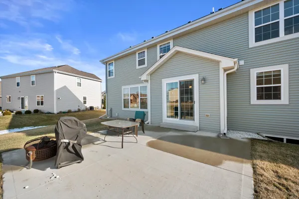 $699,900 | W153-n4899 Orchid Circle, Menomonee Falls, WI 53051