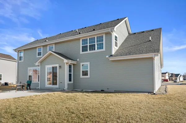 $699,900 | W153-n4899 Orchid Circle, Menomonee Falls, WI 53051