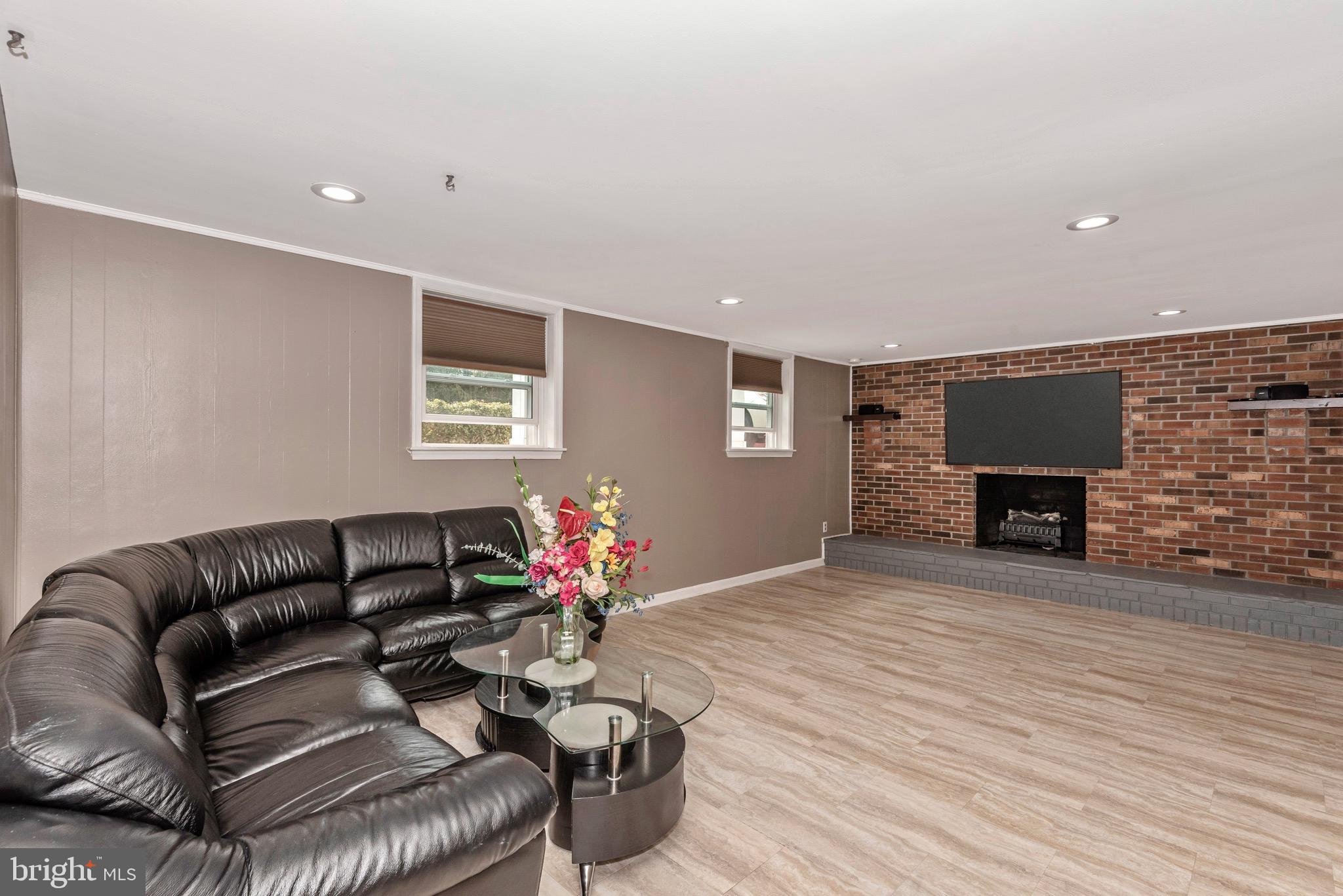 8232 Hilton Road Gaithersburg, MD 20882 - Photo 21 of 43 Gallery Image 21