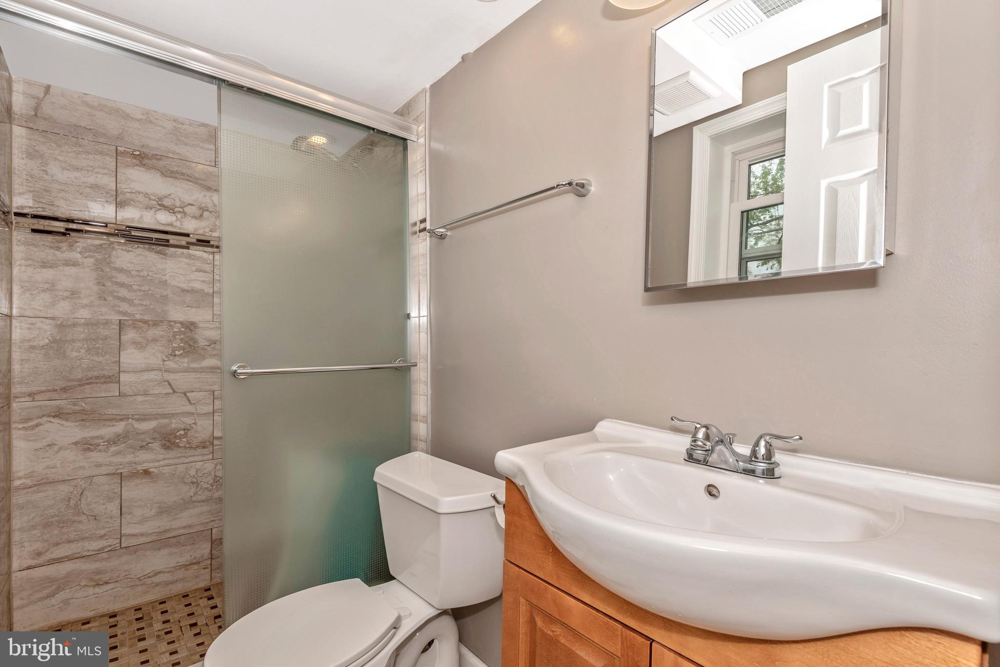 8232 Hilton Road Gaithersburg, MD 20882 - Photo 22 of 43 Gallery Image 22