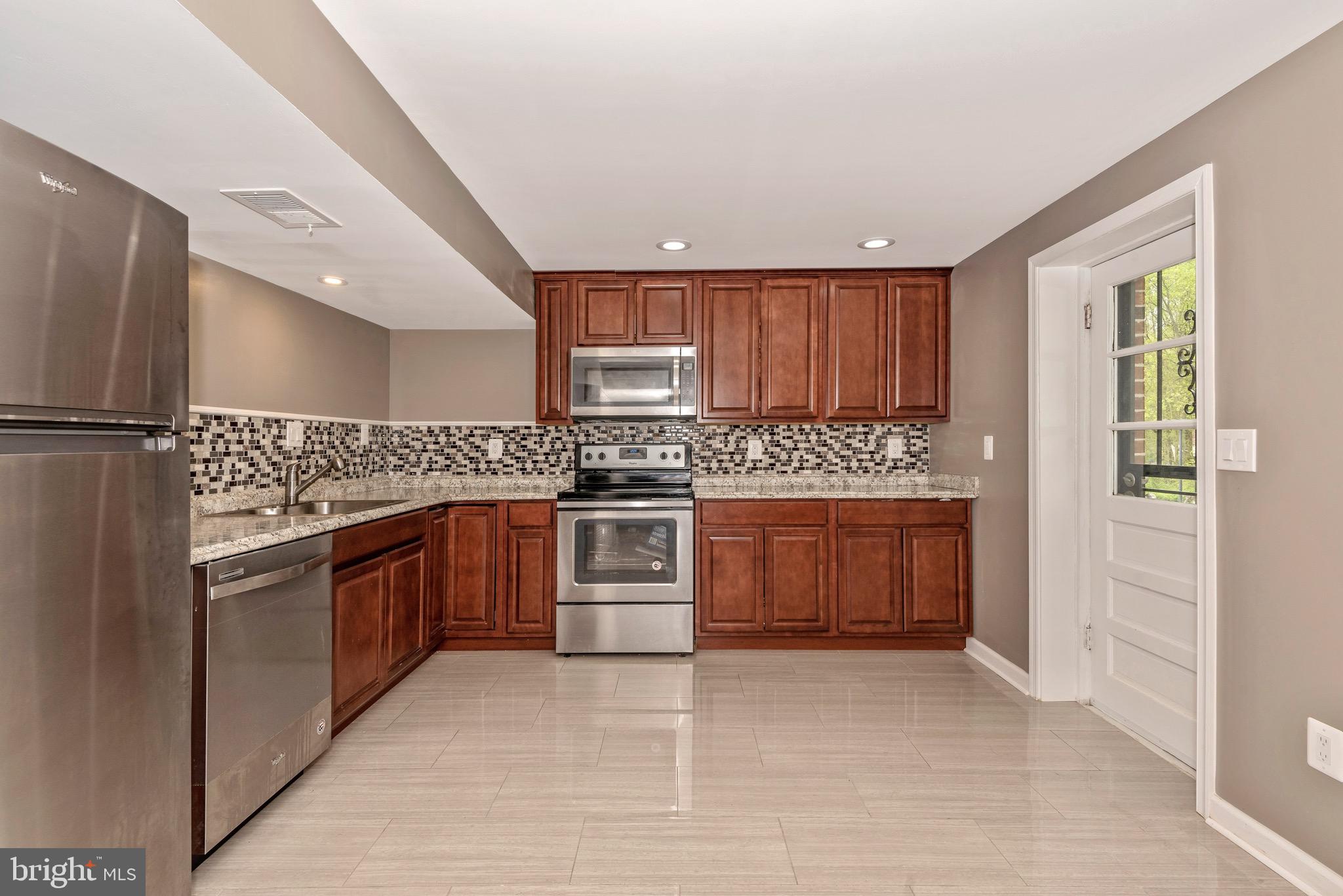 8232 Hilton Road Gaithersburg, MD 20882 - Photo 26 of 43 Gallery Image 26