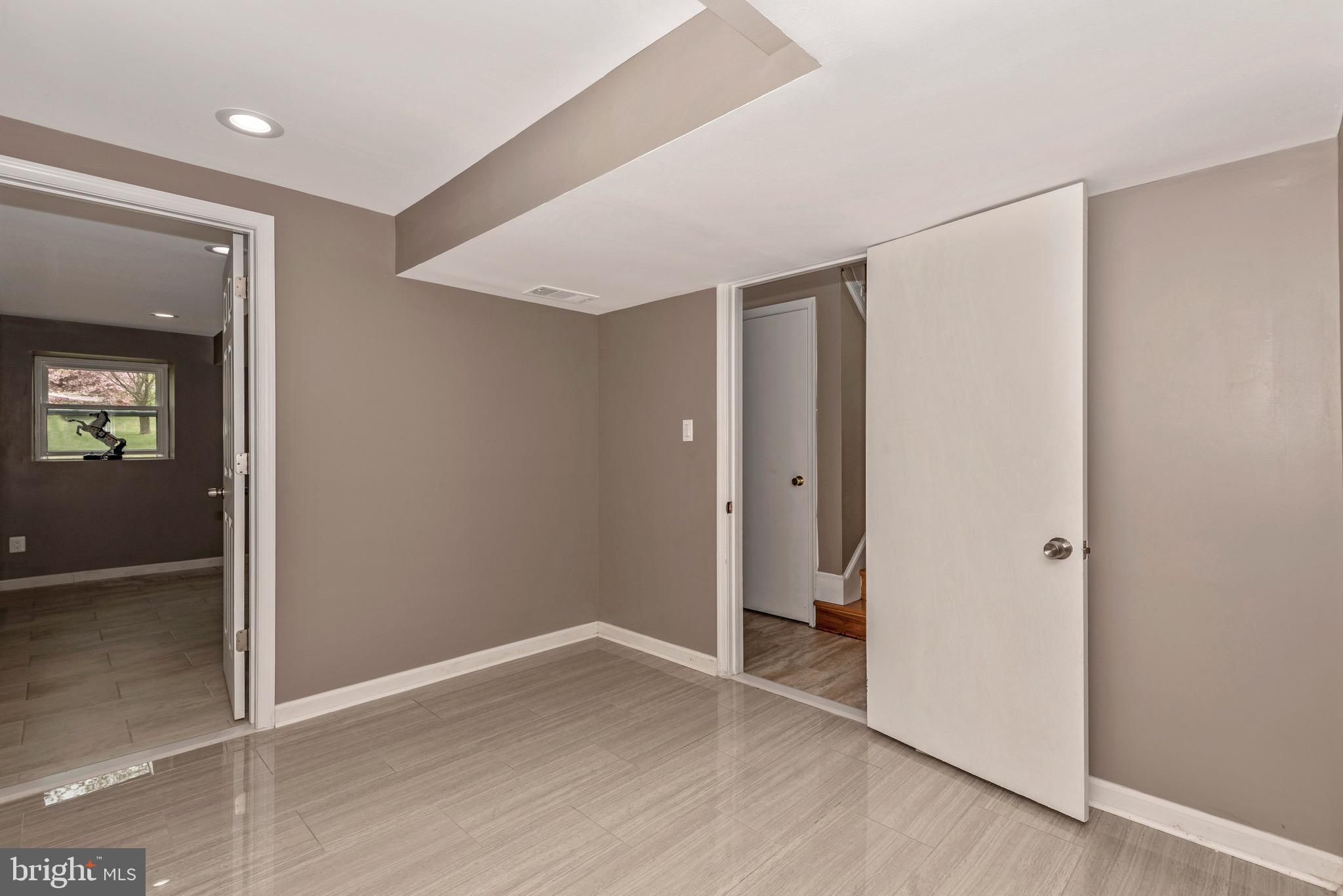 8232 Hilton Road Gaithersburg, MD 20882 - Photo 29 of 43 Gallery Image 29