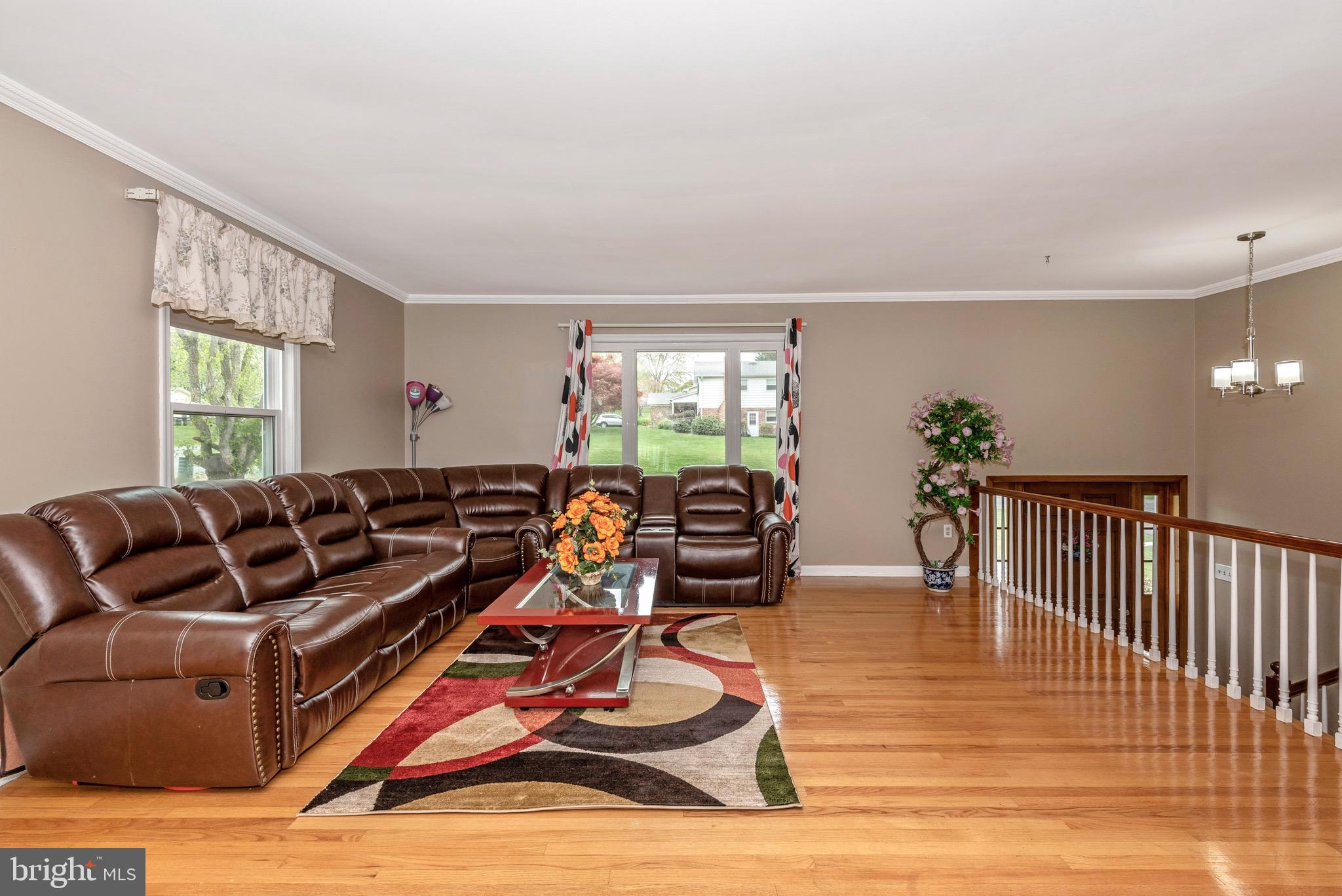 8232 Hilton Road Gaithersburg, MD 20882 - Photo 6 of 43 Gallery Image 6