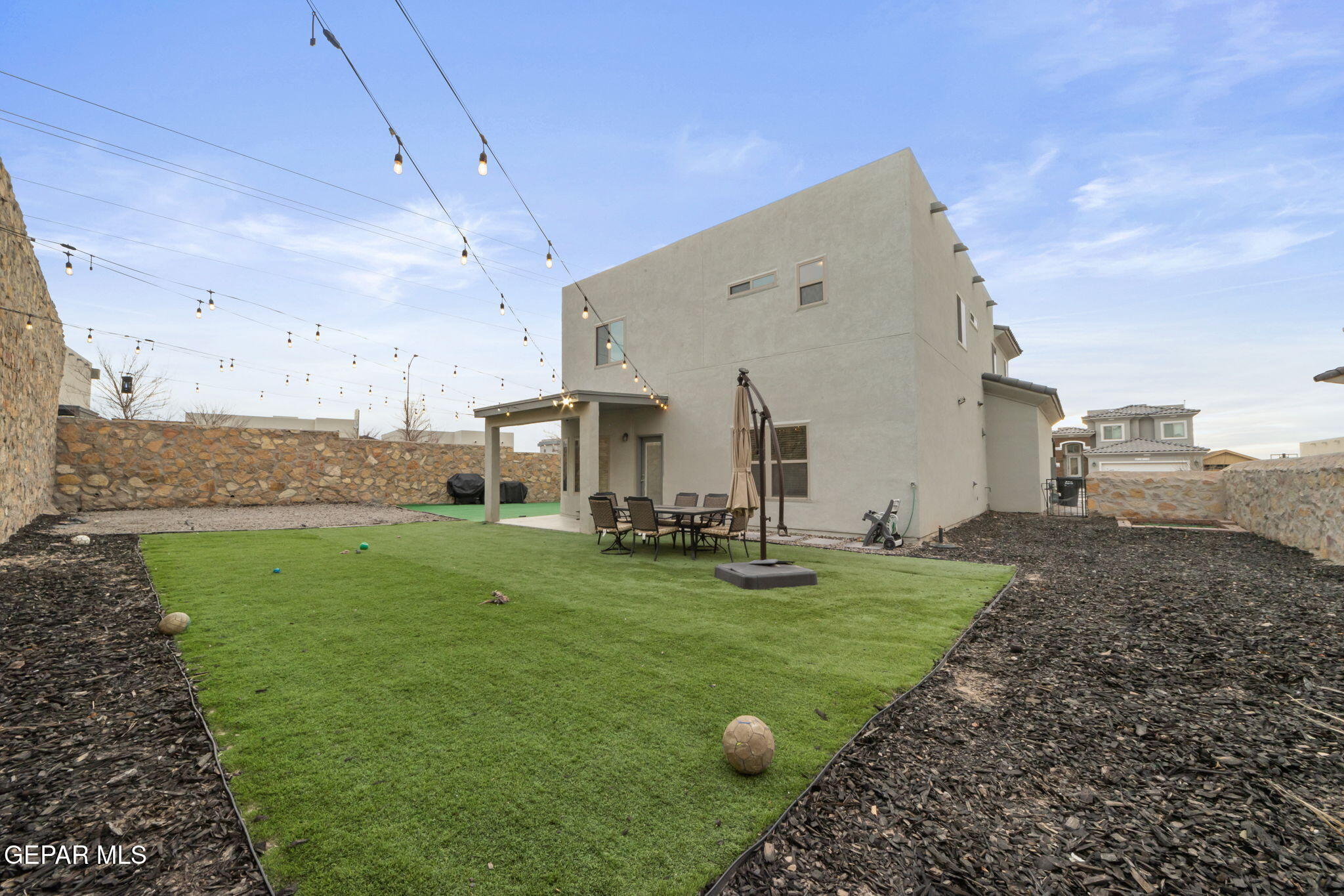 282 Ulshaw Street El Paso, TX 79928 - Photo 14 of 48 36-web-or-mls-A24I1622