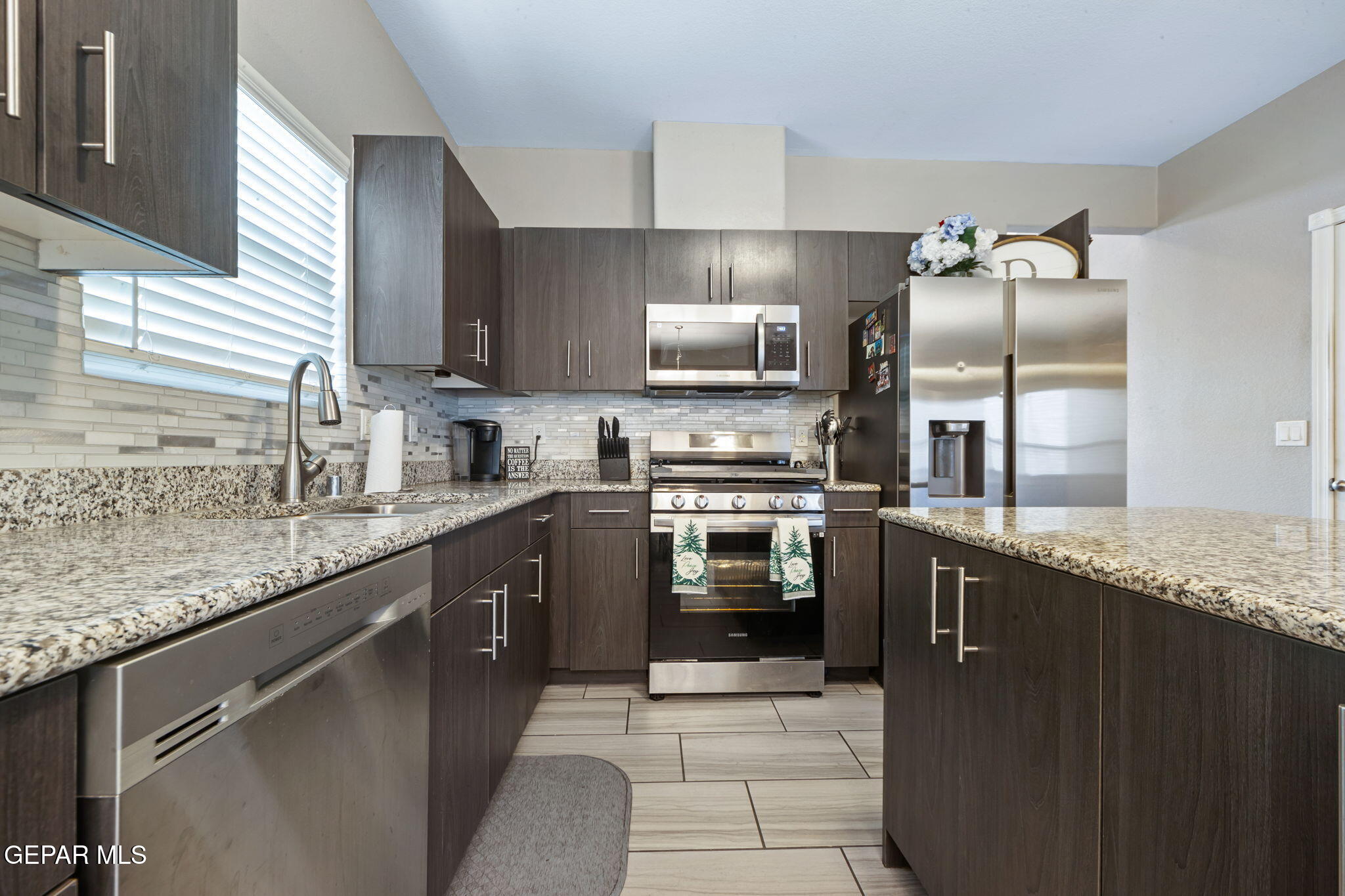 282 Ulshaw Street El Paso, TX 79928 - Photo 23 of 48 9-web-or-mls-A24I1533