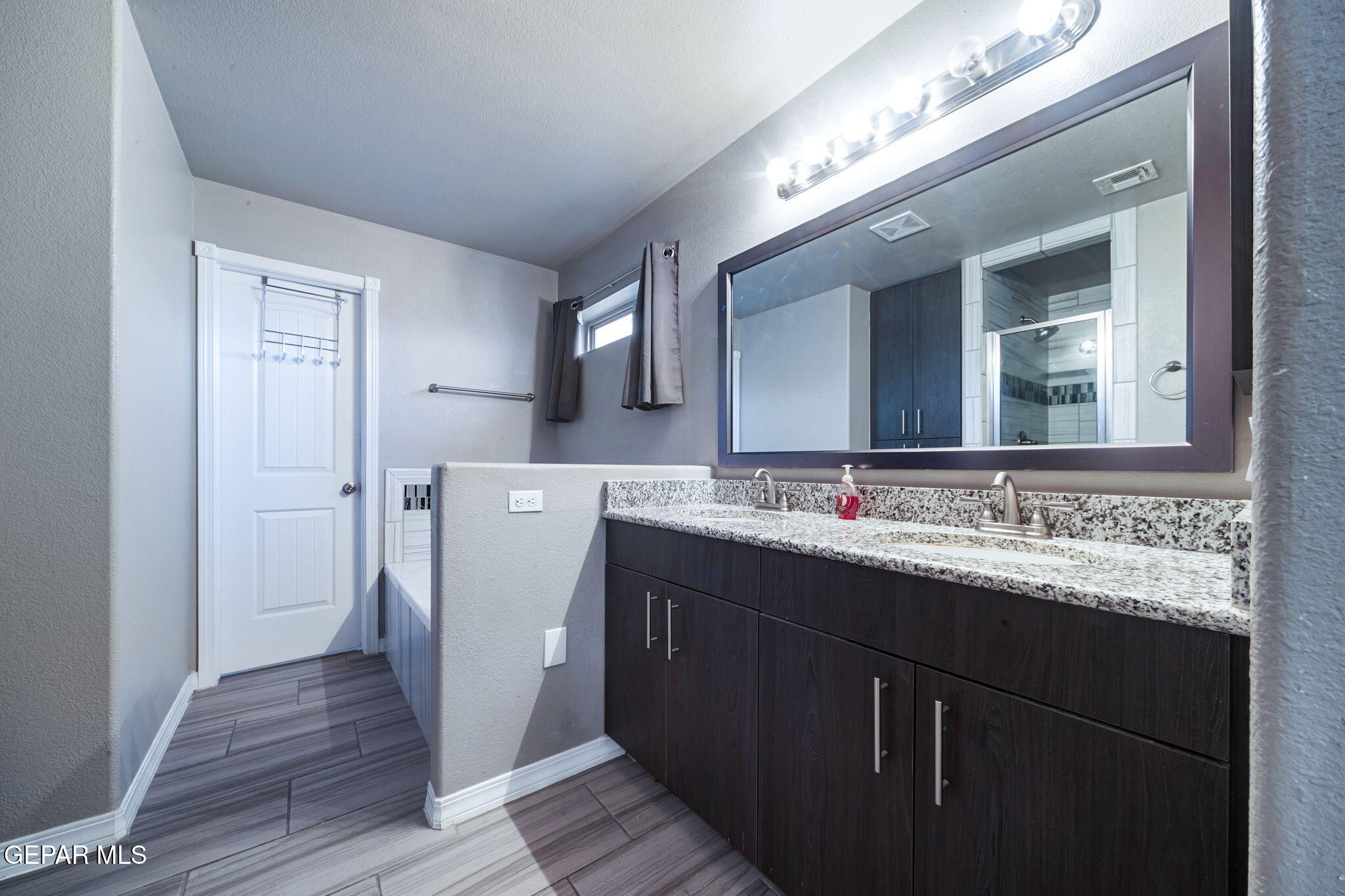 282 Ulshaw Street El Paso, TX 79928 - Photo 35 of 48 22-web-or-mls-A24I1581