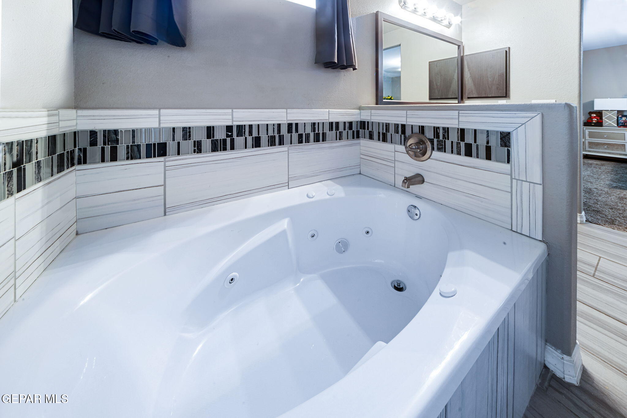 282 Ulshaw Street El Paso, TX 79928 - Photo 38 of 48 25-web-or-mls-A24I1590