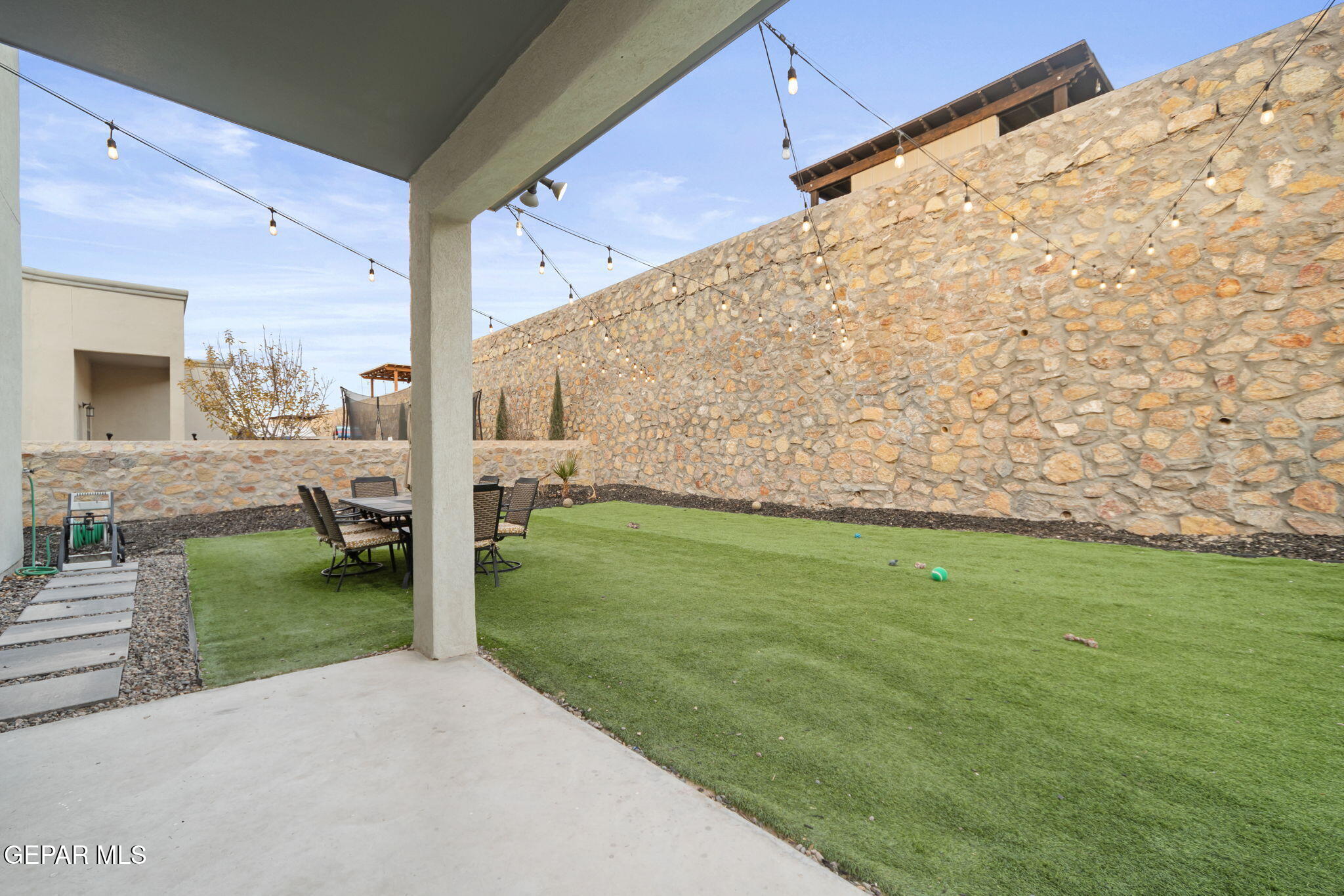 282 Ulshaw Street El Paso, TX 79928 - Photo 10 of 48 40-web-or-mls-A24I1648