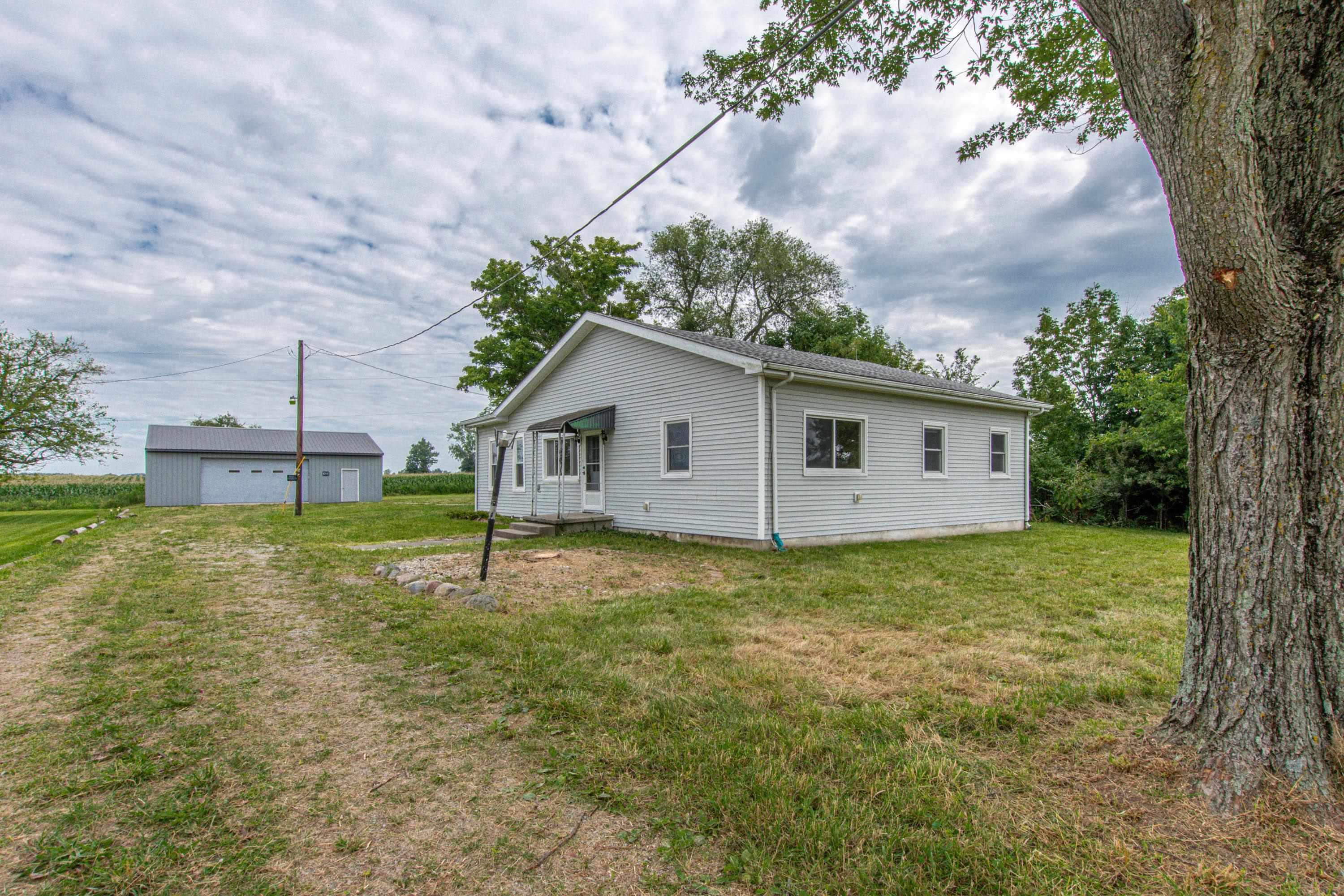 9736 West Yoder Road Yoder, IN 46798 - Photo 3 of 35