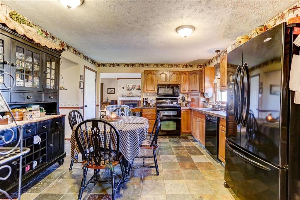 2796 Deer Run Road Springfield, OH 45504 - Photo 13 of 41