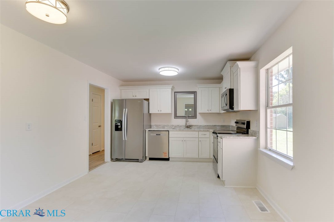 1419 Aberdeen Road Hampton, VA 23666 - Photo 19 of 37 Gallery Image 19