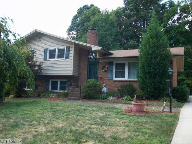 3207 Rolling Road High Point, NC 27265 - Photo 1 of 12 Exterior Front.
