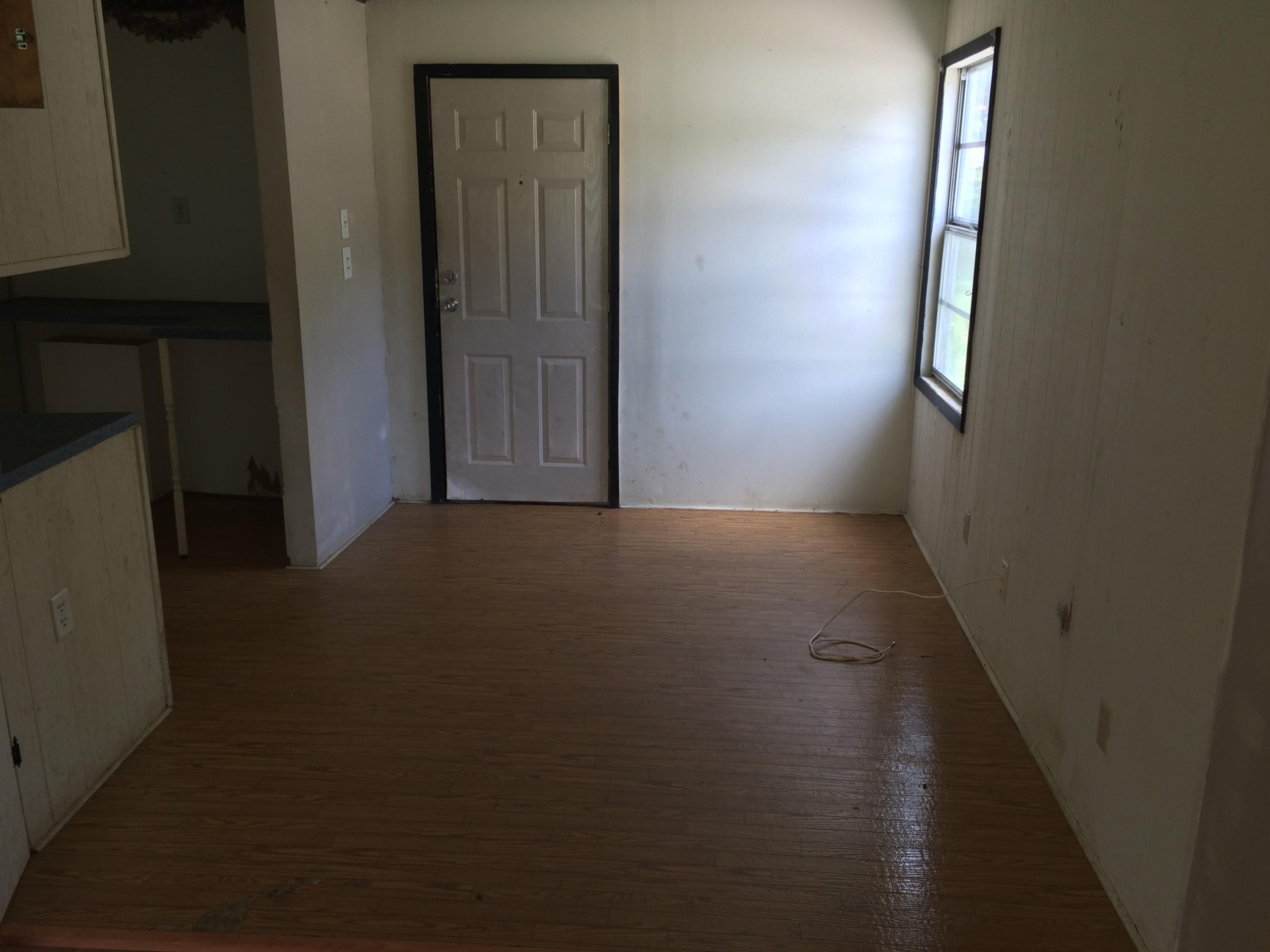 1919 Sandusky Road Knoxville, TN 37912 - Photo 7 of 12 room off kitchen