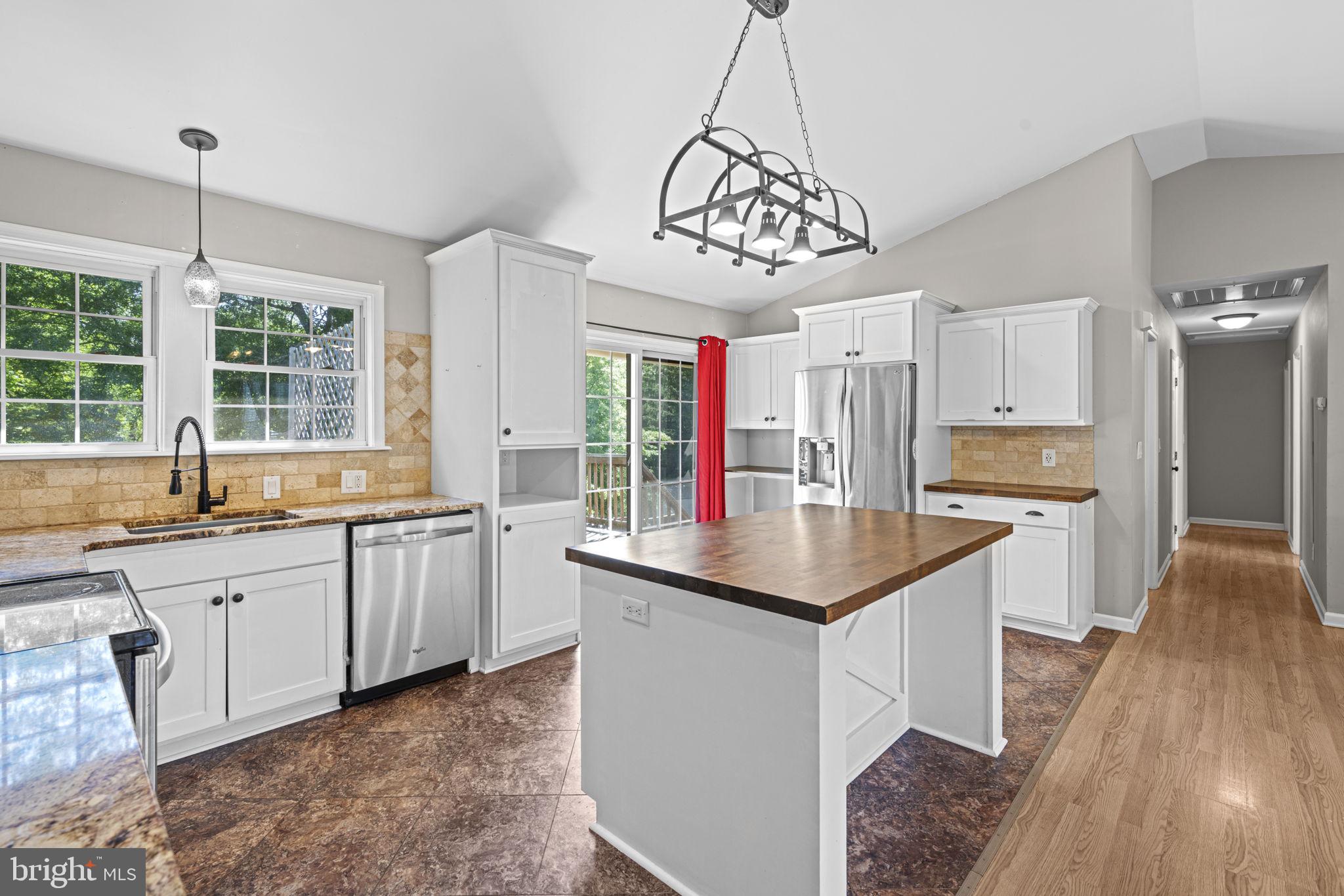 229 Copenhaffer Road York, PA 17404 - Photo 8 of 35