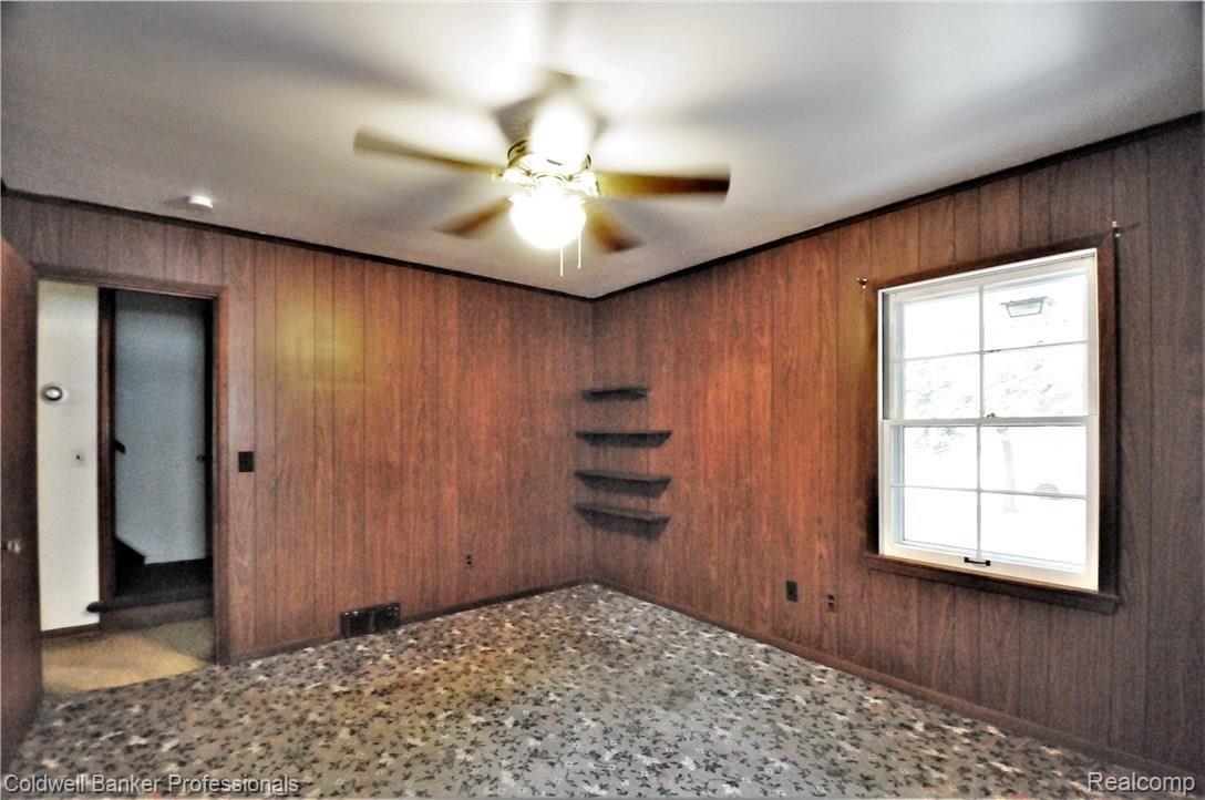 360 Ridgemont Road Grosse Pointe, MI 48236 - Photo 27 of 43 DSC_1471.JPG