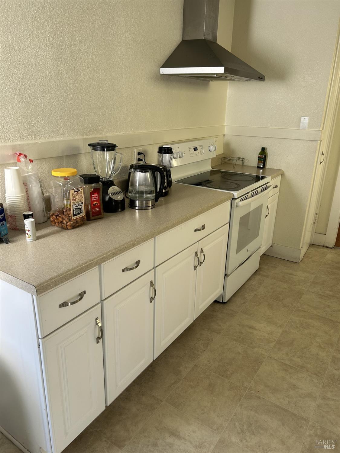 1468 Lincoln Avenue San Rafael, CA 94901 - Photo 5 of 11