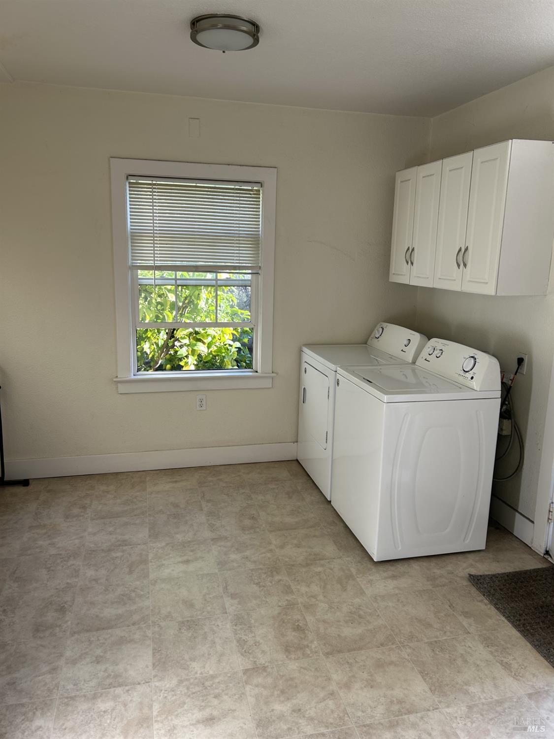 1468 Lincoln Avenue San Rafael, CA 94901 - Photo 7 of 11 Office - eating area - project room, all next to the laundry area