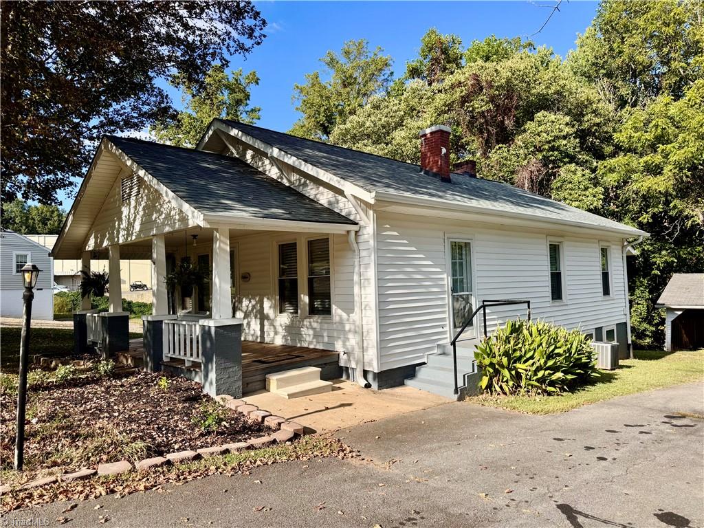 1234 Bridge Street Elkin, NC 28621 - Photo 3 of 18