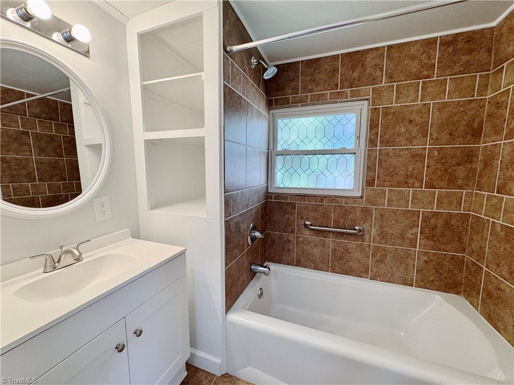 1234 Bridge Street Elkin, NC 28621 - Photo 9 of 18