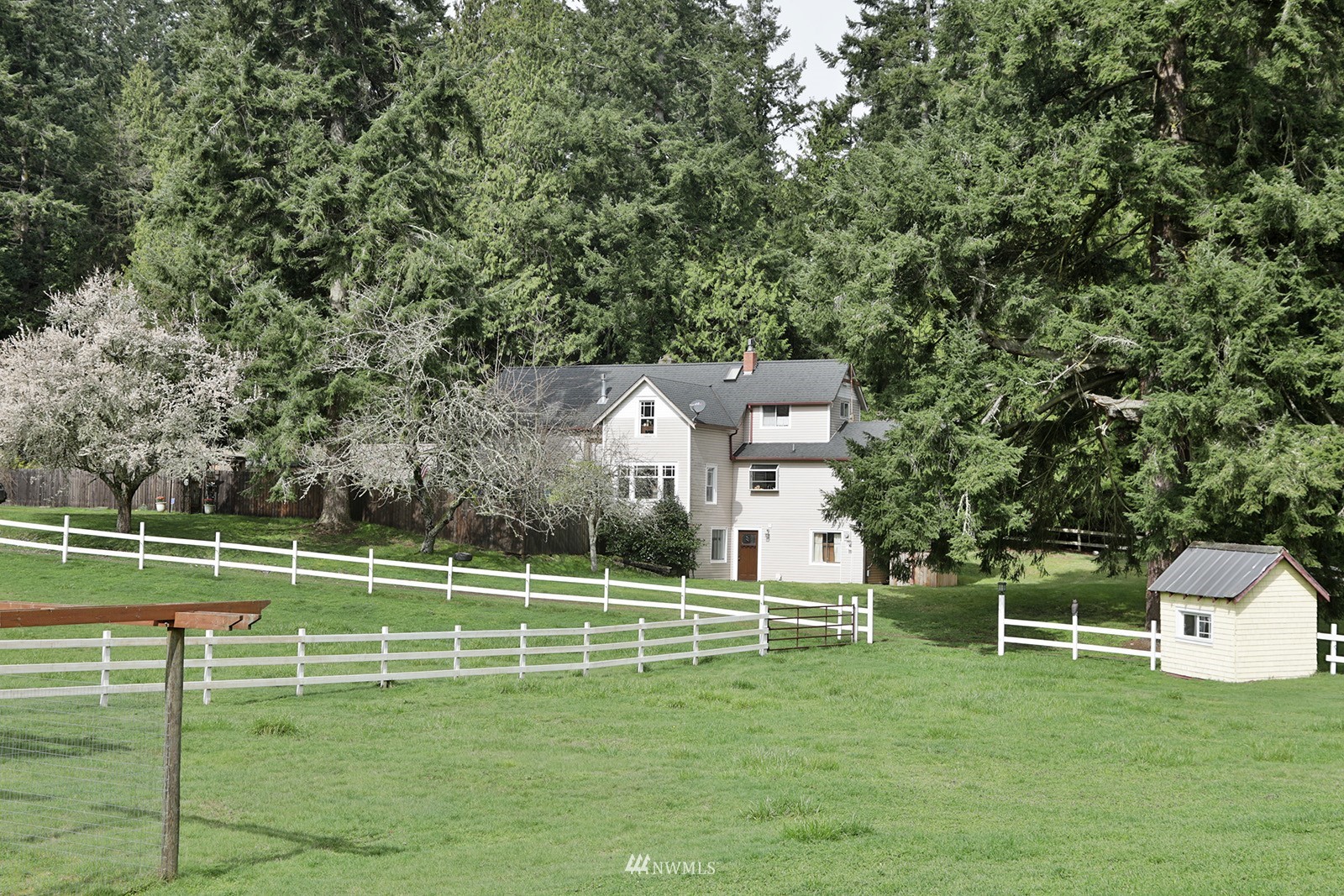 5017 Langley Road Langley, WA 98260 - Photo 8 of 40 Gallery Image 8