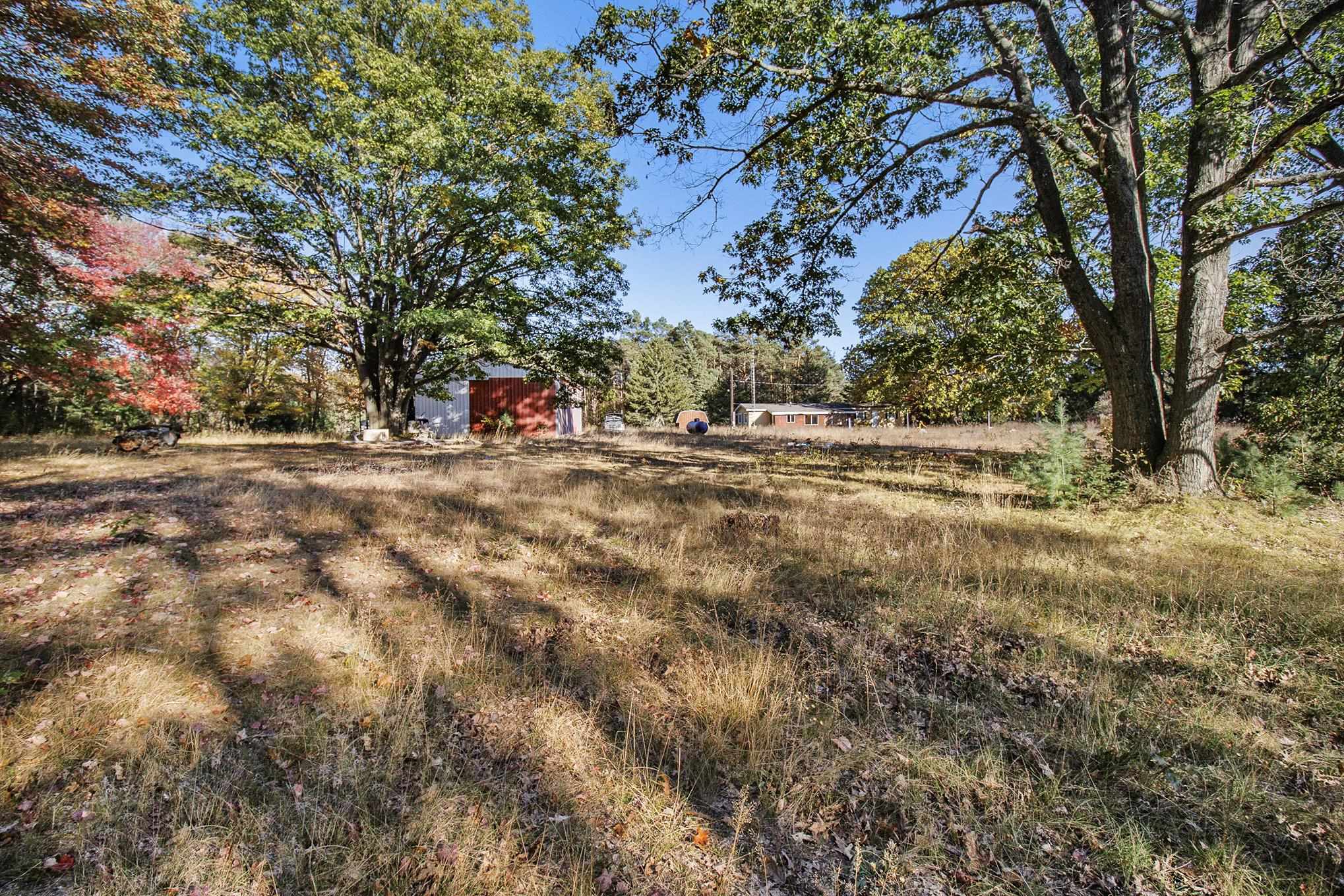 2610 South 41 Road Cadillac, MI 49601 - Photo 11 of 19